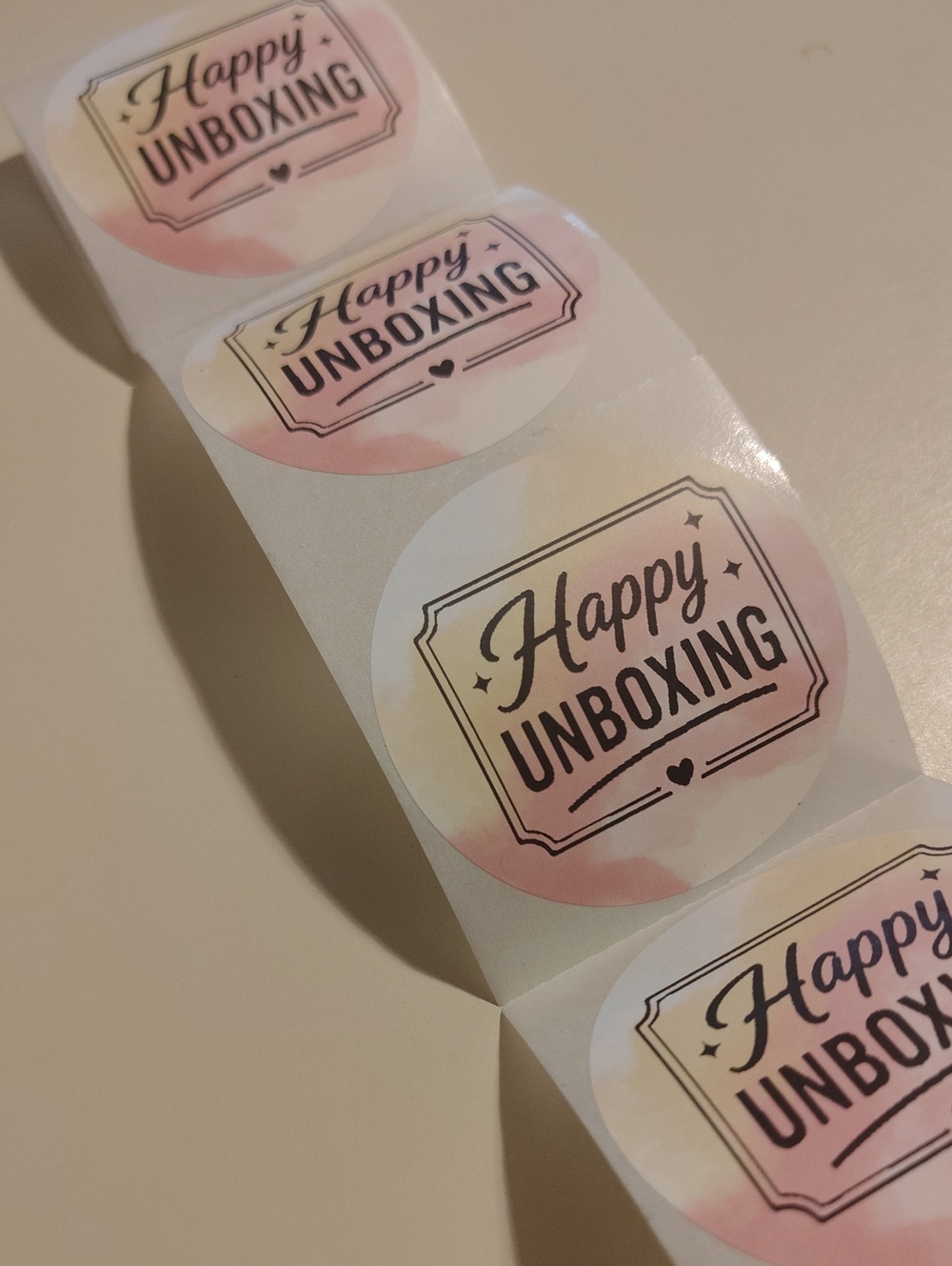 Happy Unboxing Sticker 20 Roll - Pink Watercolor Round Labels